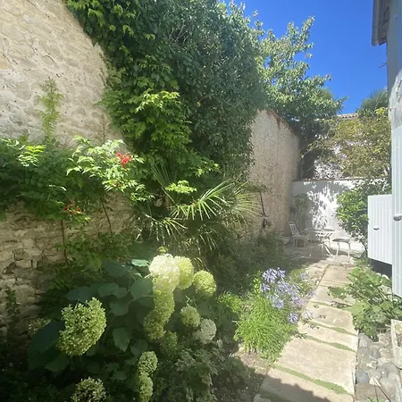 Σπίτι διακοπών Charming House In The Heart Of Martin Saint-Martin-de-Ré